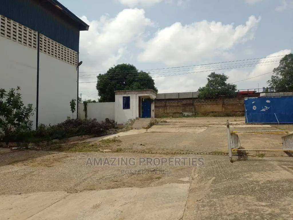 600sqm Warehouse for Rent at Achimota