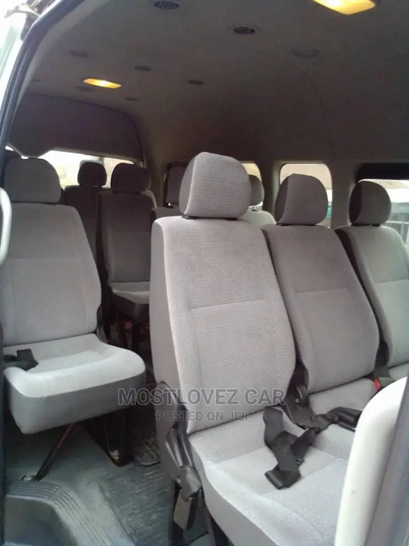 Car Rentals Services. Rent a Minivans in Ghana Tours Trip