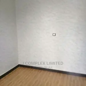 Mini Flat in Trade Fair for rent