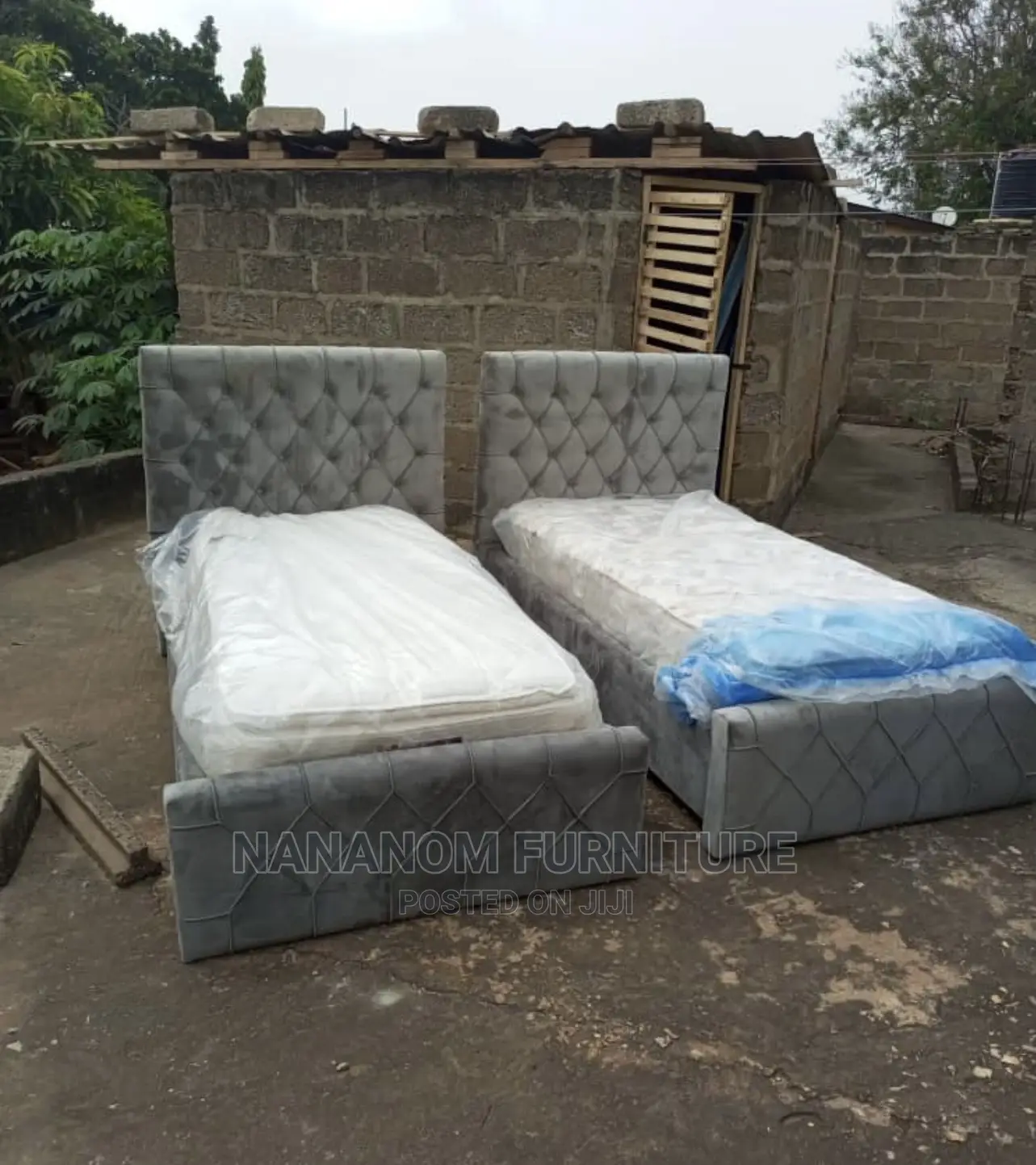 Single Bed With Mattress Available