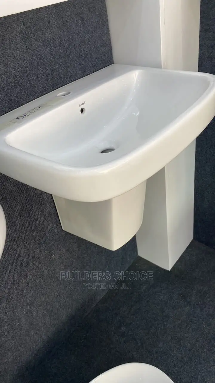 Wash Basin_wall Hung Basin (Twyford)