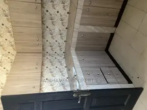 2bdrm Apartment in Tseaddo, Teshie for rent