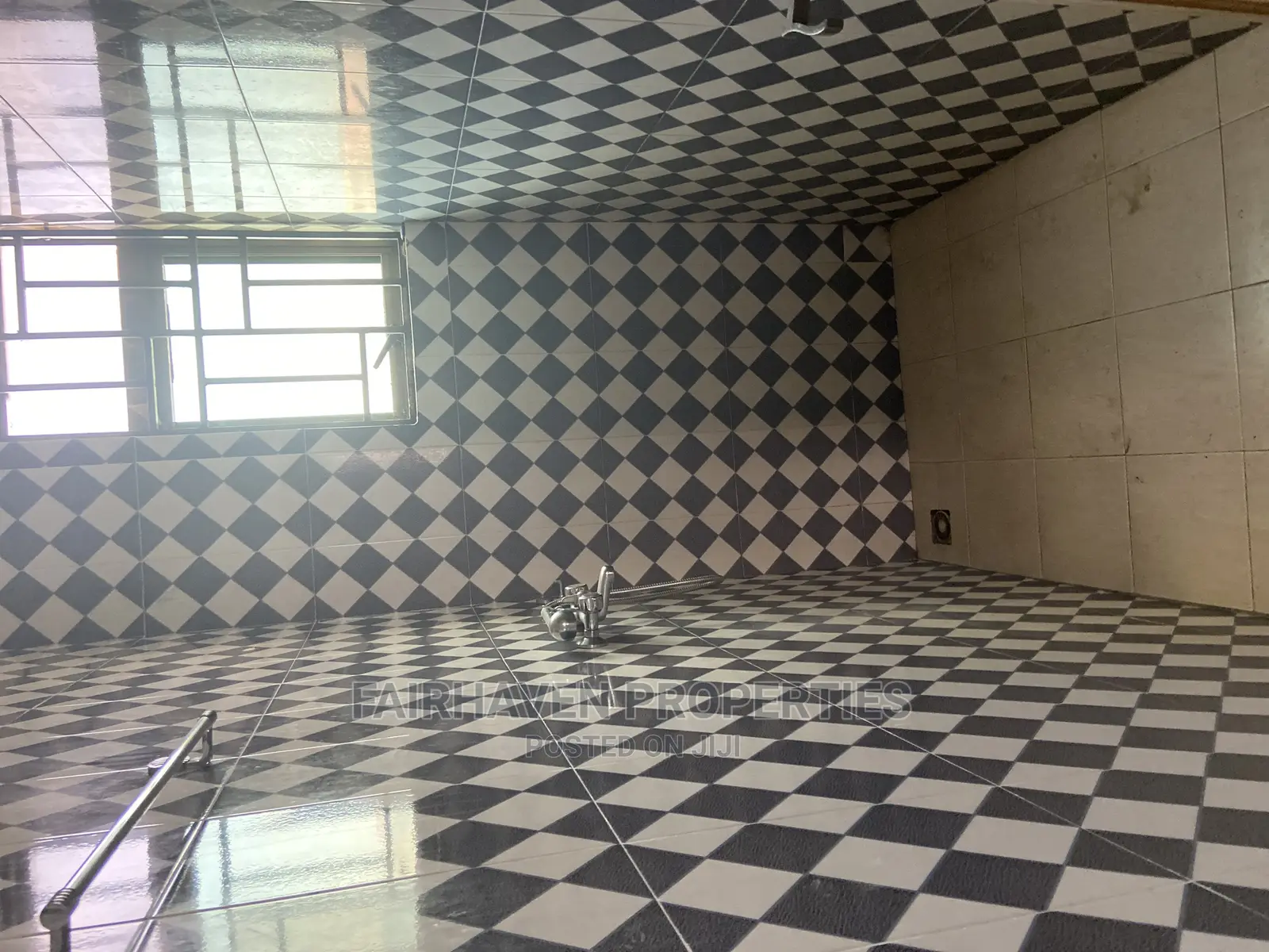 2bdrm Apartment in Tseaddo, Teshie for rent
