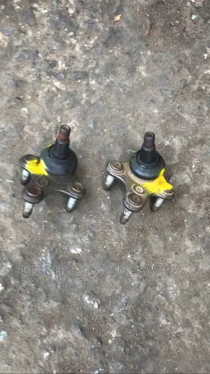VW Golf 4 Lower Arm BALL JOINT Pair Available