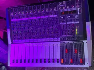 Yamaha 12-channel Powered Mixer