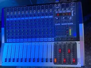 Yamaha 12-channel Powered Mixer
