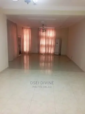 Highly Exe Self Compound House-4