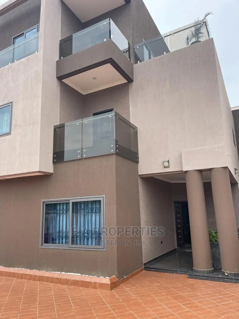 Furnished 5bdrm Mansion in E a Properties, American House for Sale
