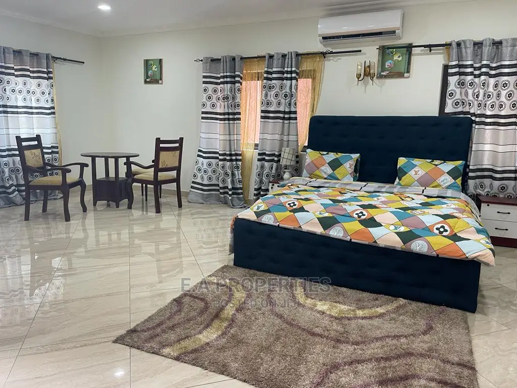 Furnished 5bdrm Mansion in E a Properties, American House for Sale