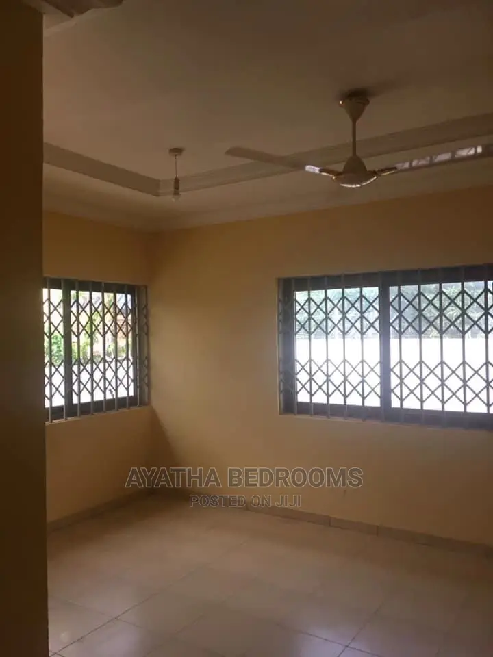 4bdrm House in Ayathar Bedroom, Oyarifa for Sale