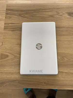 New Laptop HP 15 8GB AMD Ryzen HDD+SSD 1T