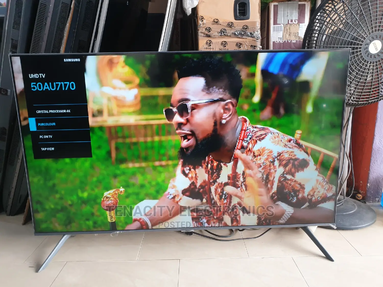 Crystal Uhd/HDR 50" Smart Satellite Tv