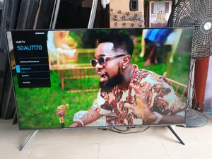 Crystal Uhd/HDR 50" Smart Satellite Tv