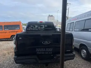 Ford F-150 2019 Blue