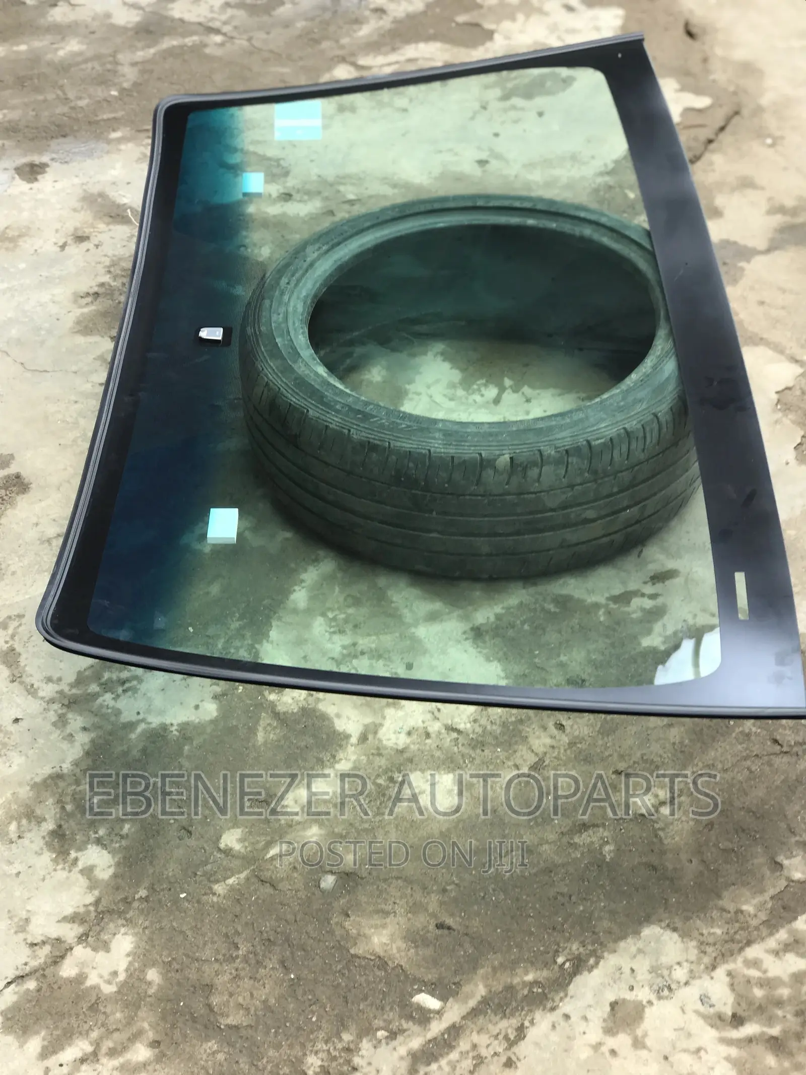 Toyota Hilux 2005 Windscreen