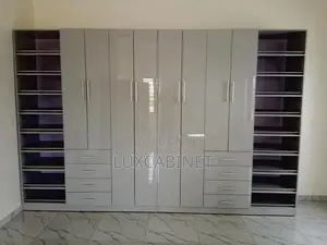 Customize Wardrobe