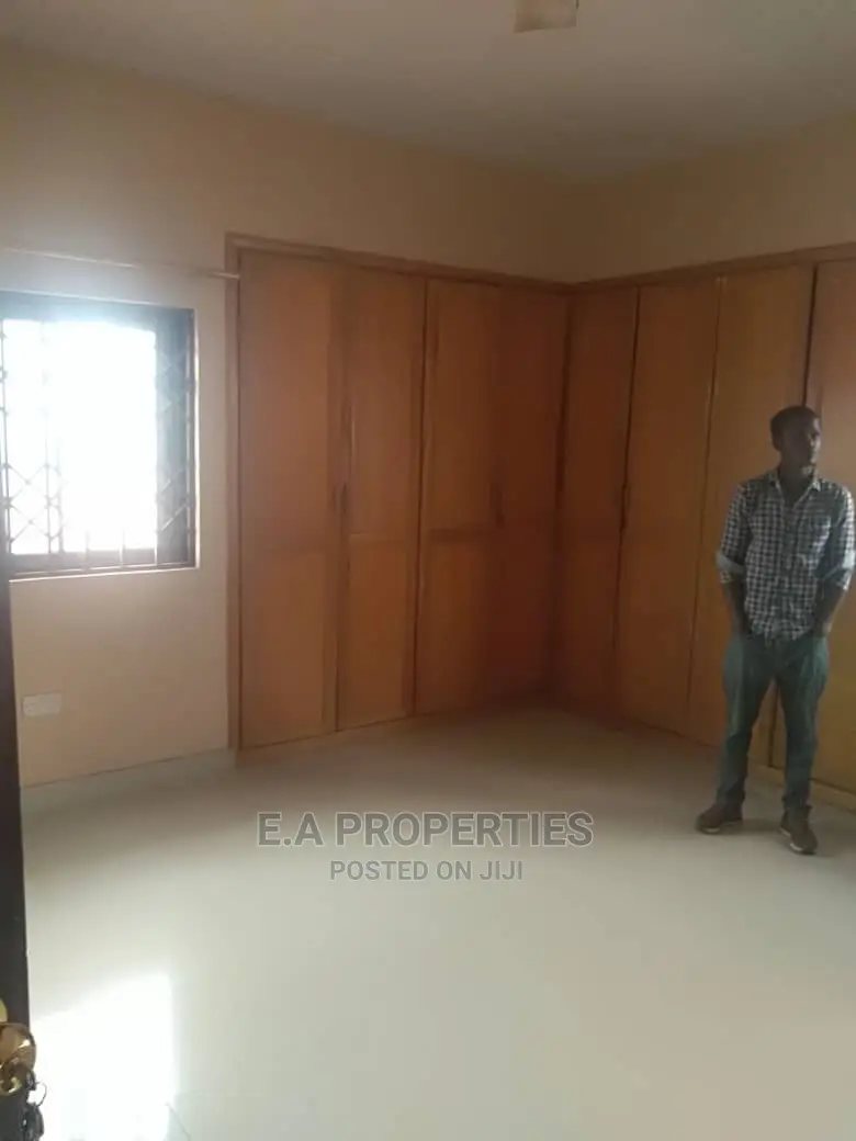 3bdrm Apartment in E a Properties, Ability for Rent