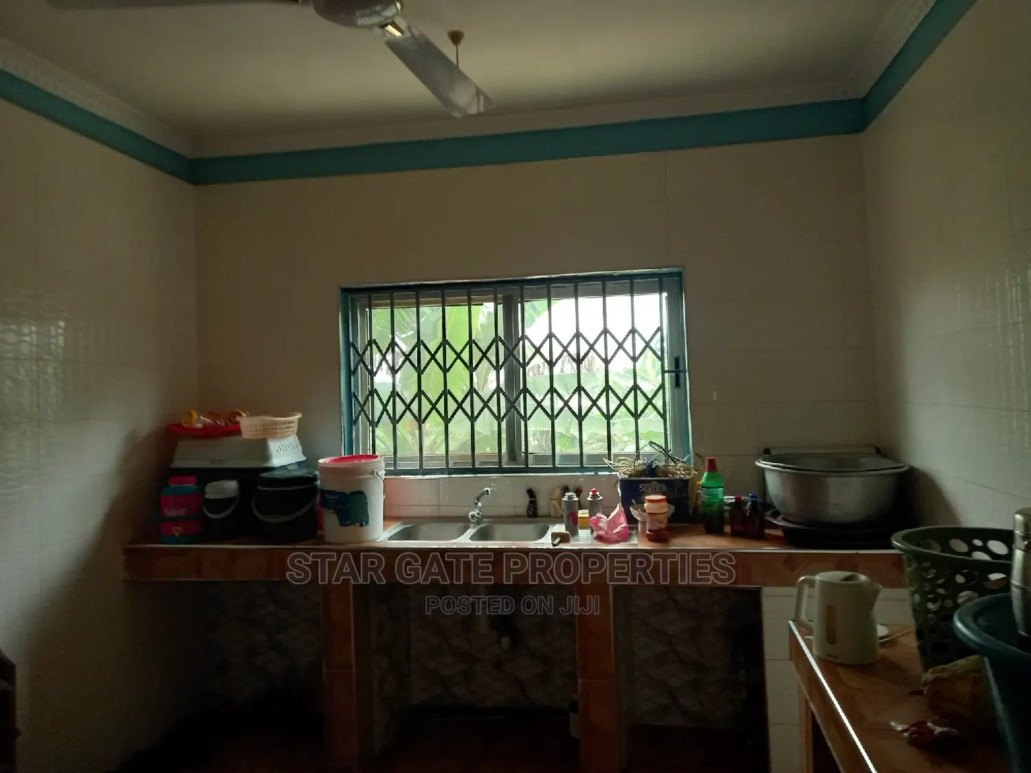 5bdrm House in Star Gate Properties, Kumasi Metropolitan for sale