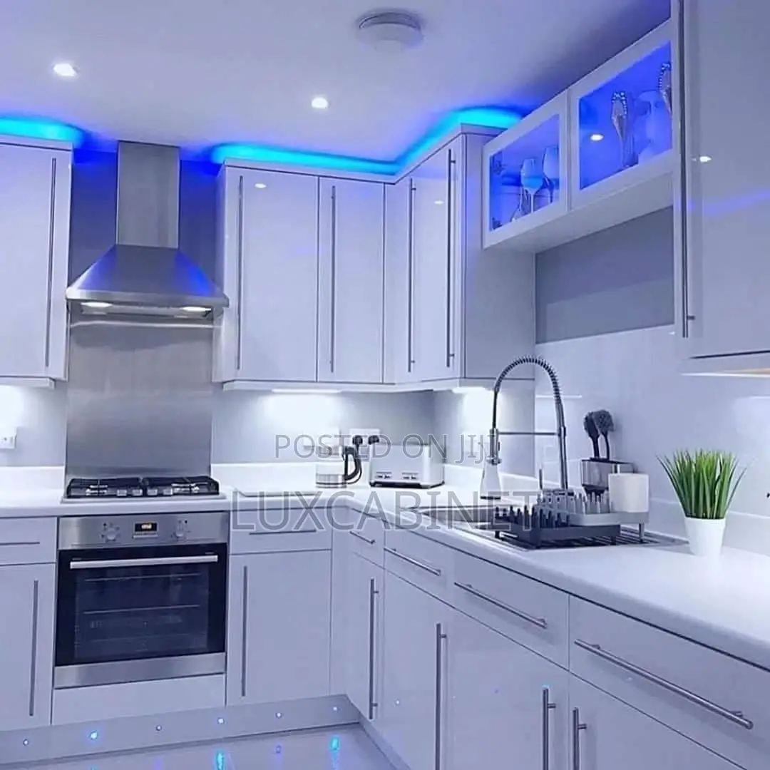 Modern Kitchen Cabinets
