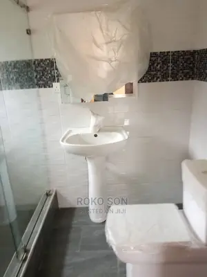 4bdrm Duplex in Dr Roko, North Legon for Sale