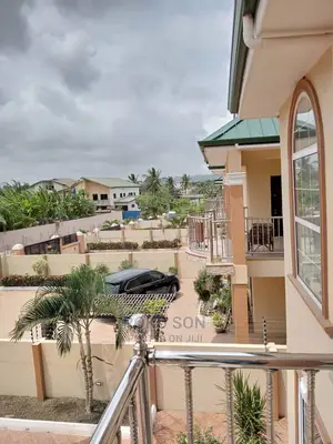 4bdrm Duplex in Dr Roko, North Legon for Sale
