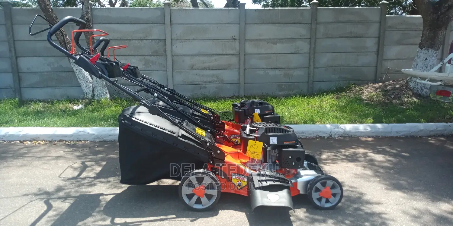 6.625hp Petrol Engine Lawnmower 159cc,3in1/at Caprice Bus Stop