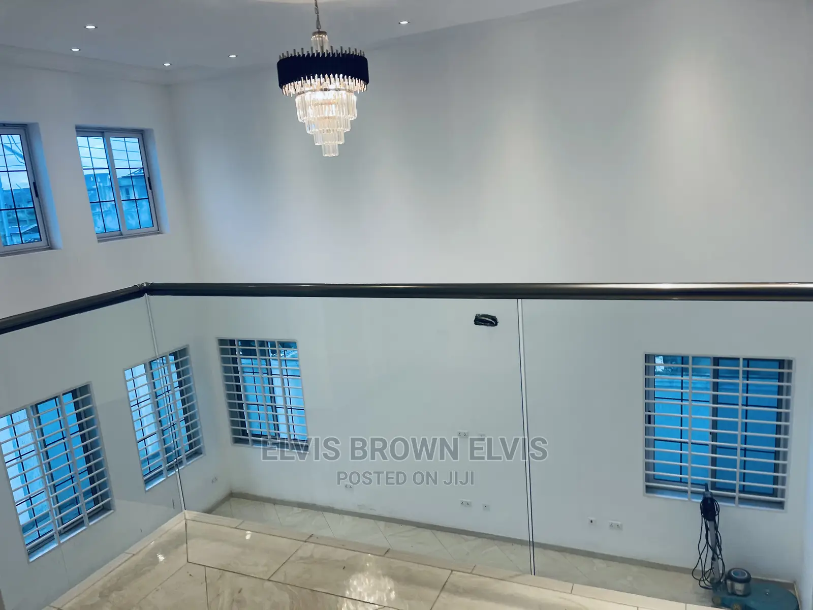 5bdrm Duplex in Living Large, East Legon for Sale