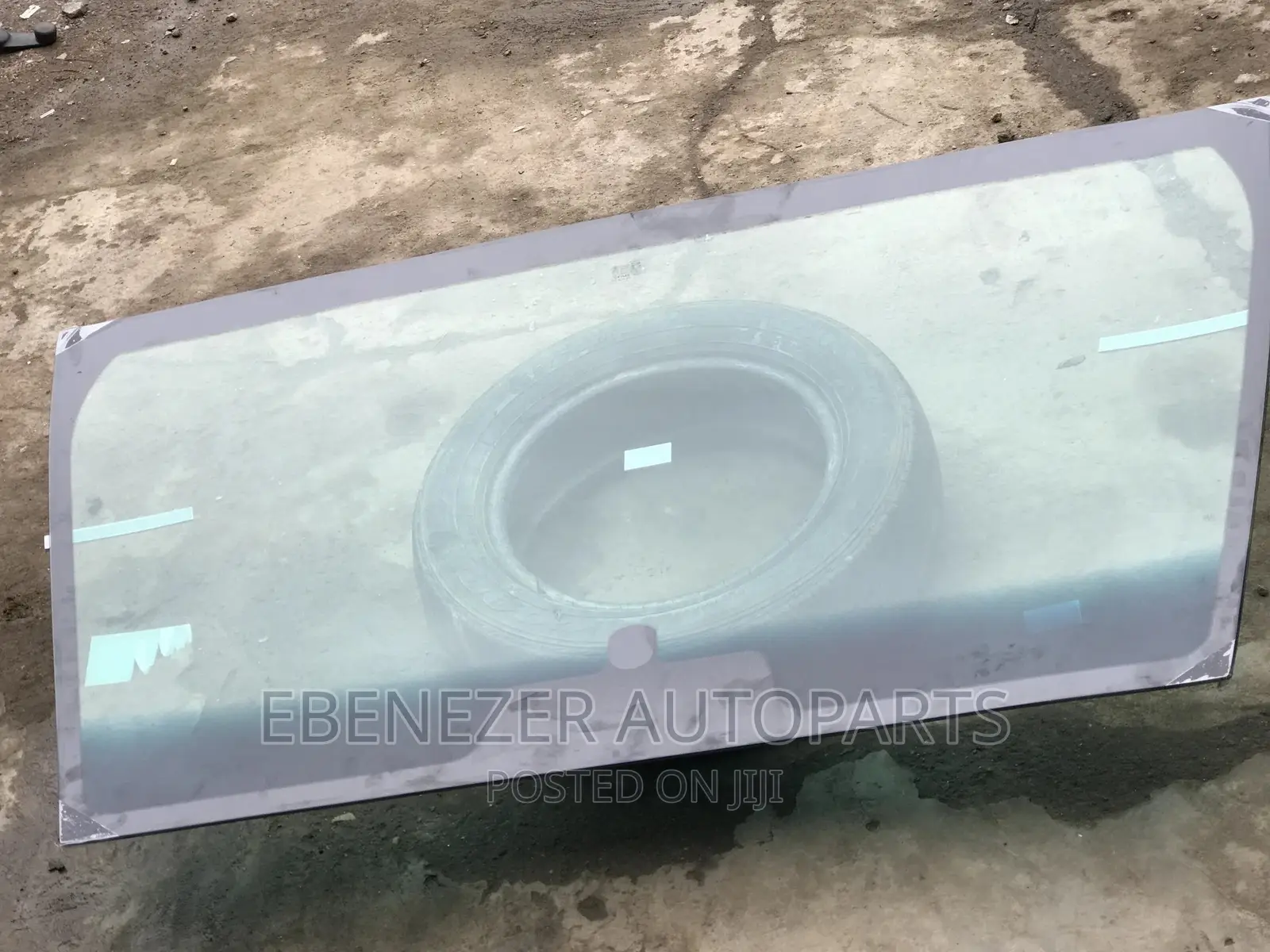 Nissan Sentra 2012 Windscreen