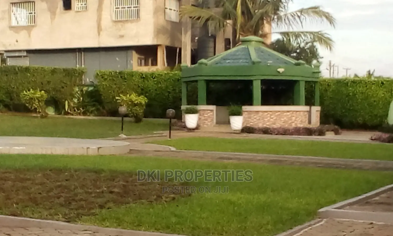 7bdrm Mansion in Dki Properties, Owusu Ansah for sale
