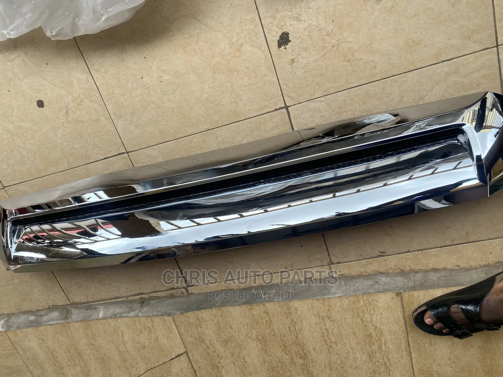 Toyota Tundra 18 Bonnet Shining