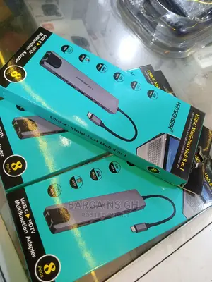 Type-C Multi-Port Hub 8 in 1