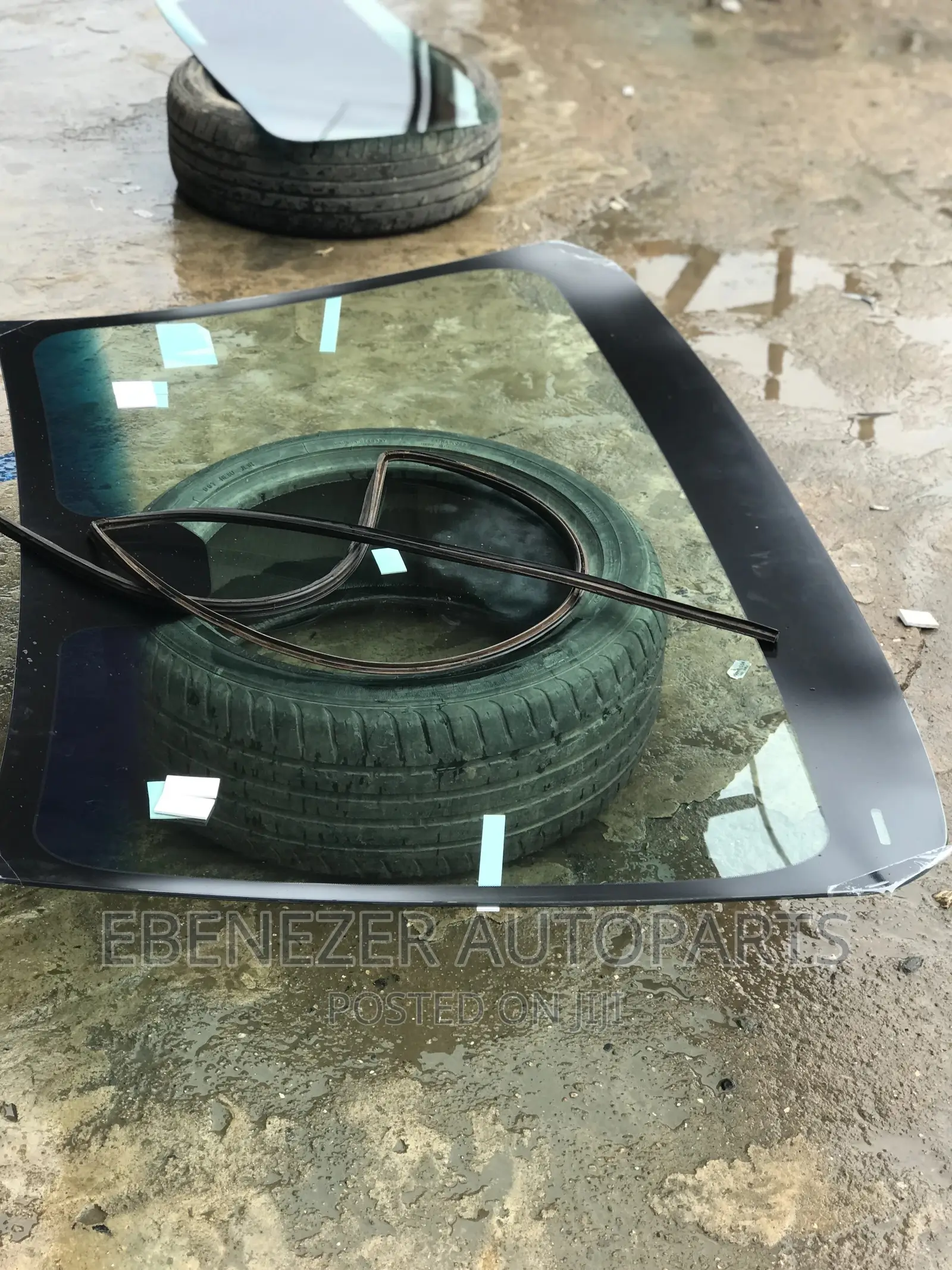 Chevrolet Cruze 2010 Windscreen