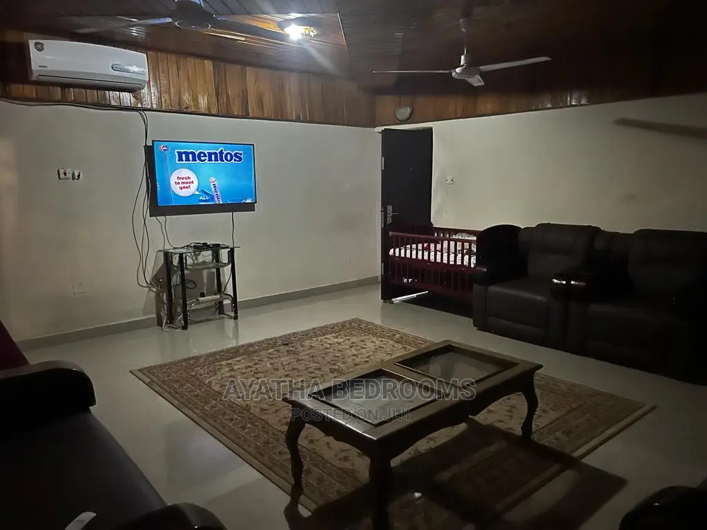 6bdrm House in Ayathar Bedroom, Zero for Sale