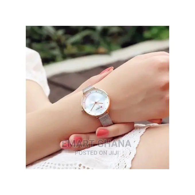 Curren Luxury Brand Lady Crystal Watch Women Casual Dress