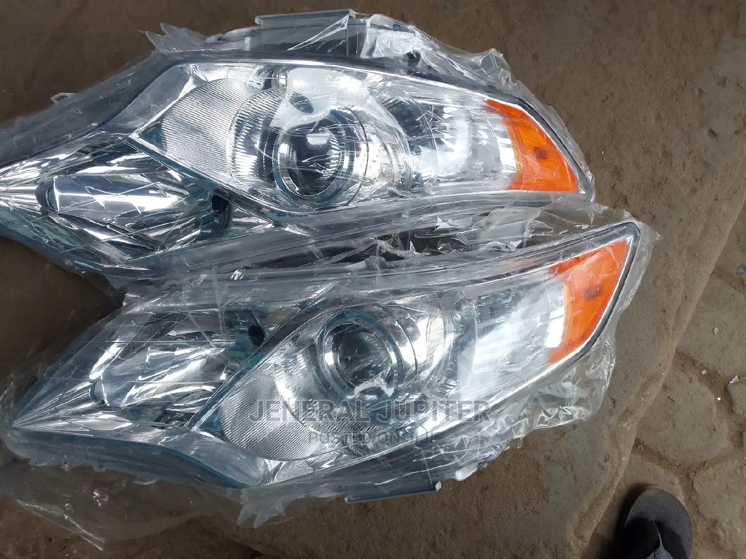 Toyota Camry 2012/14 Headlight Pair(Spider)