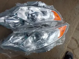 Toyota Camry 2012/14 Headlight Pair(Spider)