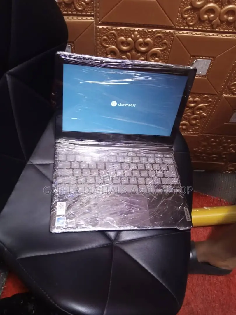 New Laptop Lenovo Chromebook C630 4GB Intel Celeron SSD 160GB