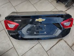 2017 to 2022 Chevrolet Cruze Booth With Reverse Camera