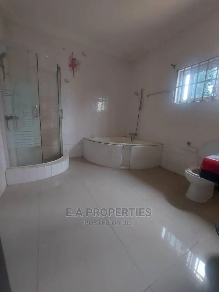 4bdrm House in E a Properties, Little Legon for Rent
