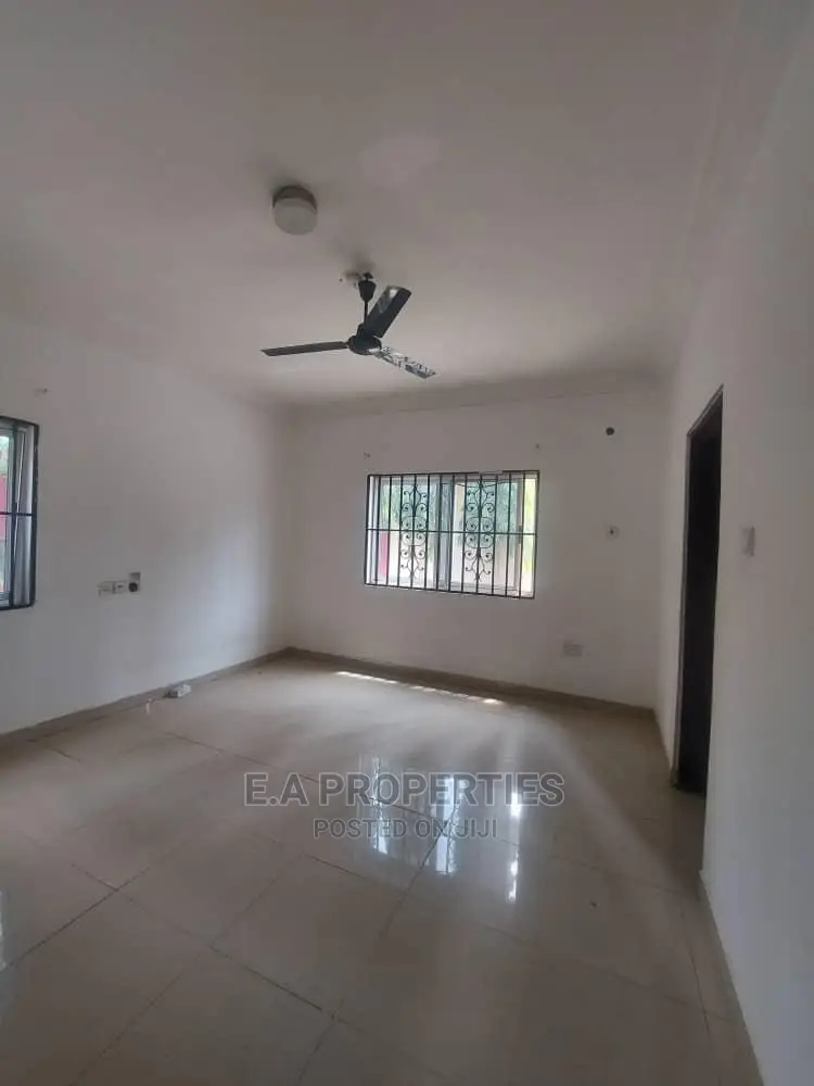 4bdrm House in E a Properties, Little Legon for Rent