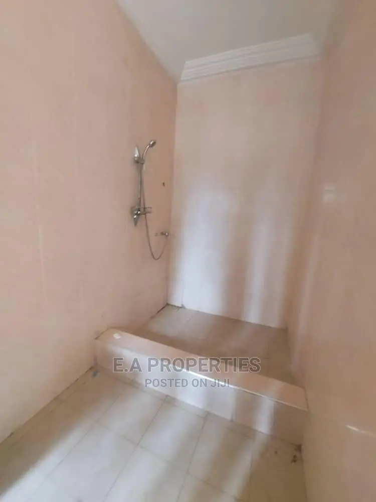 4bdrm House in E a Properties, Little Legon for Rent