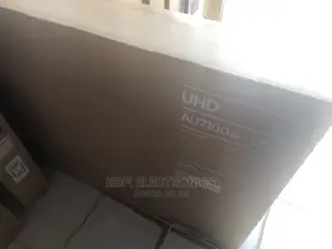 Digital Satellite Samsung 55 Certified Premium Smart UHD TV