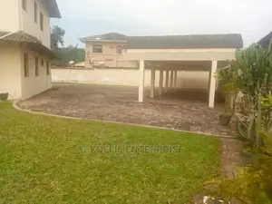 10bdrm House in Tesano for Sale