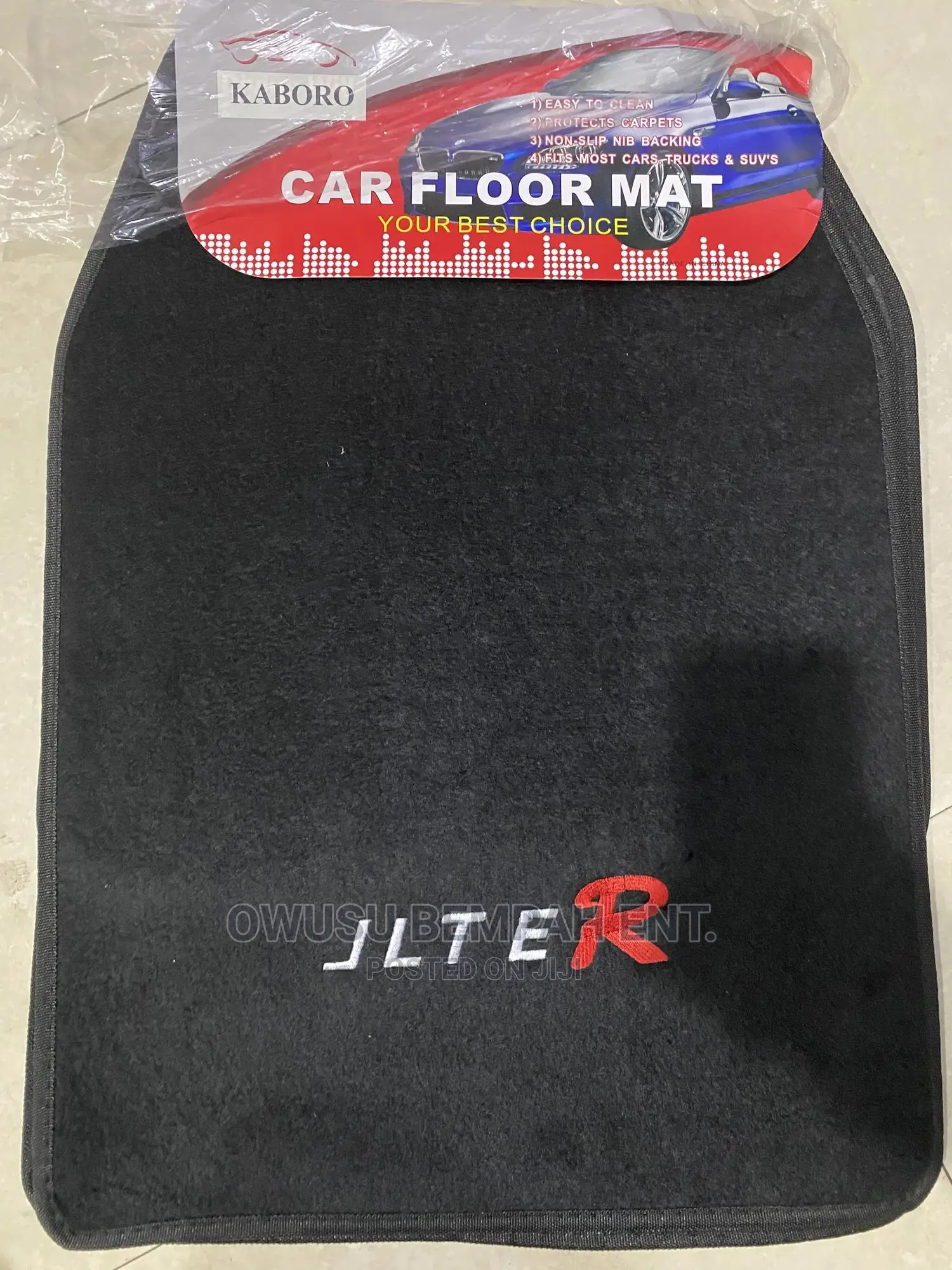 Black Woolen Floor Mat