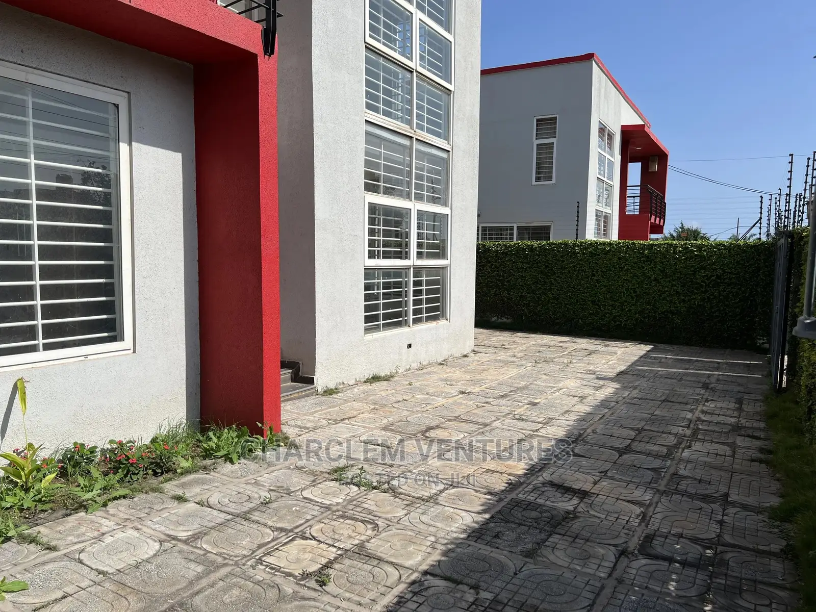 4bdrm House in East Legon for Rent