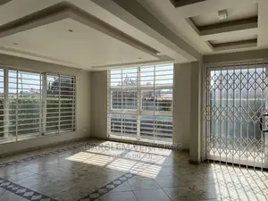 4bdrm House in East Legon for Rent