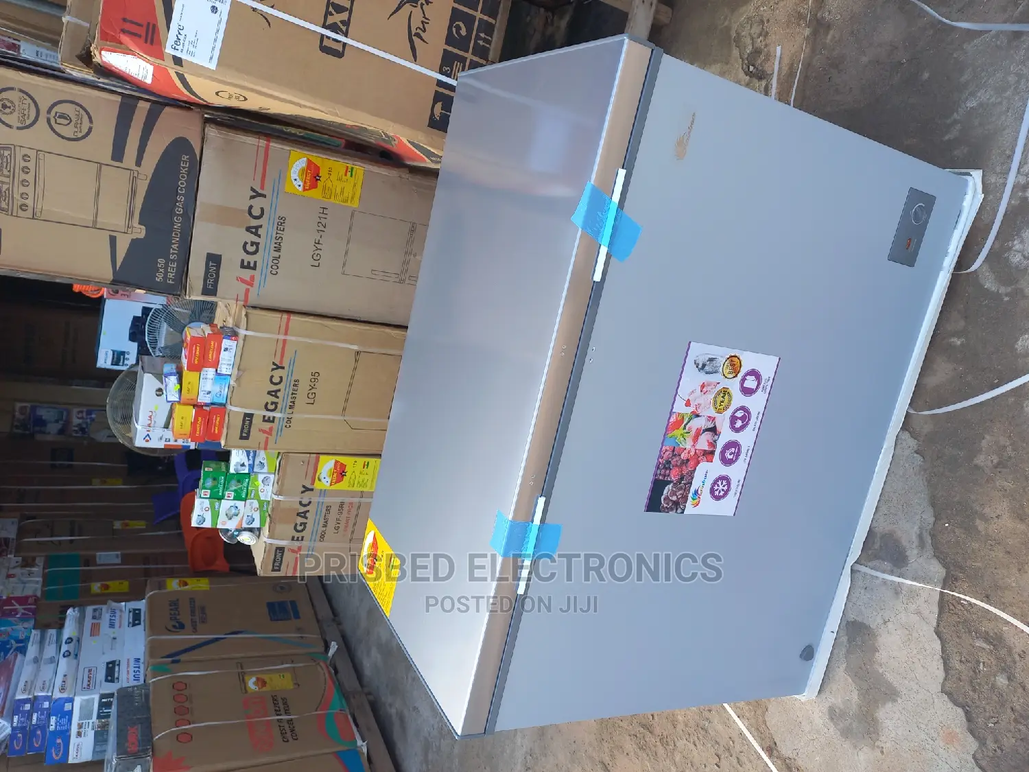 Rainbow Chest Freezer 290 Litres