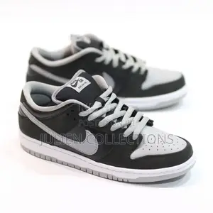 Nike SB Dunk Low