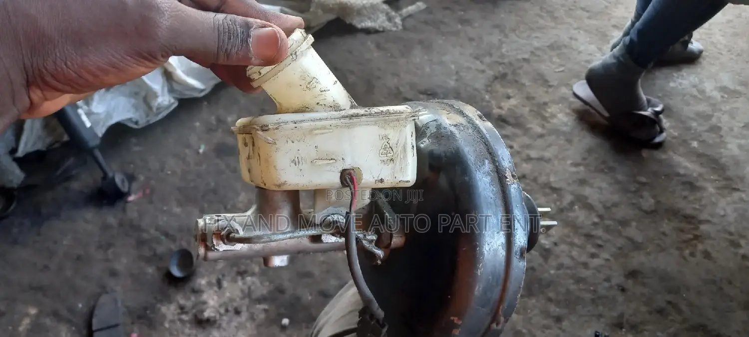 Daewoo Matiz 2,3 Complete Brake Port/Master Cylinder in Stoc