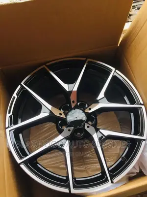 Mercedes Benz C250/C300 Brand New ALLOY RIMS SET in Stock